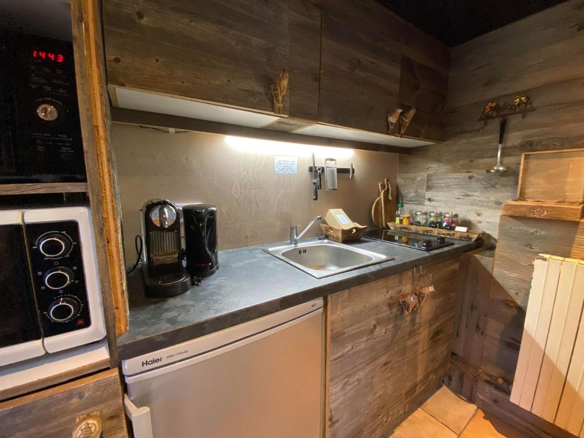 Micro-Lodge, Le Petit Nid D'Amour Montriond Exterior photo